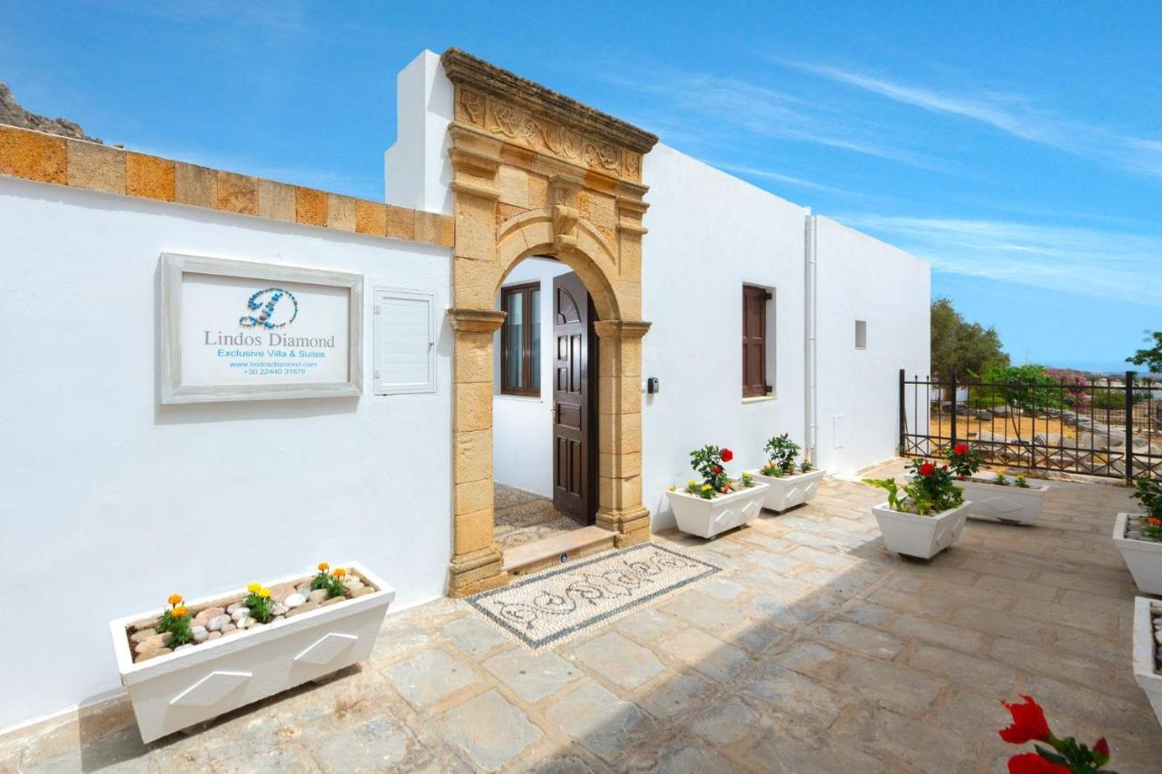 Luxury Rhodes Diamond Hot Tub Beautiful Terrace 3 Bdr Villa